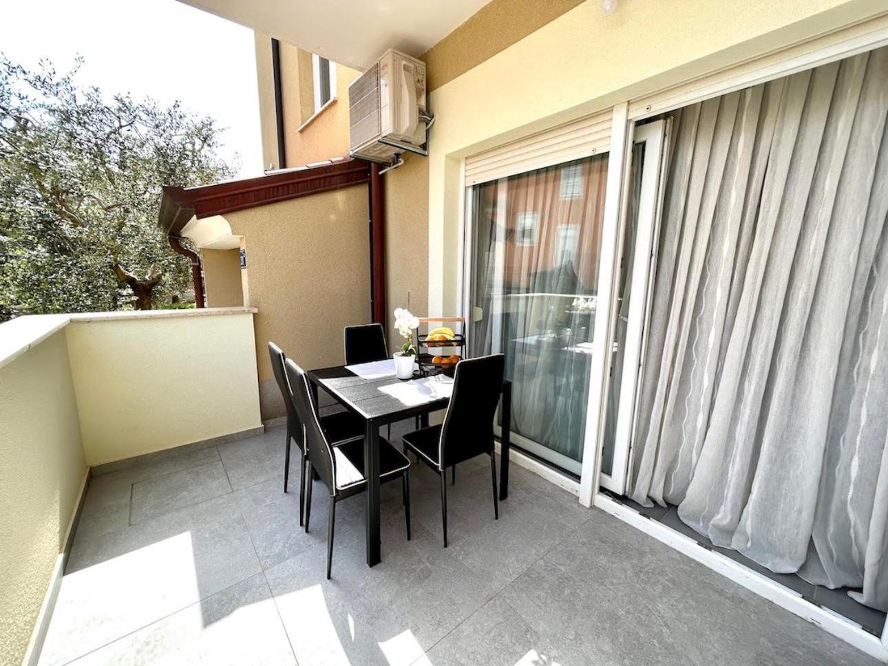 Apartment Diva Zambratija  Exterior photo